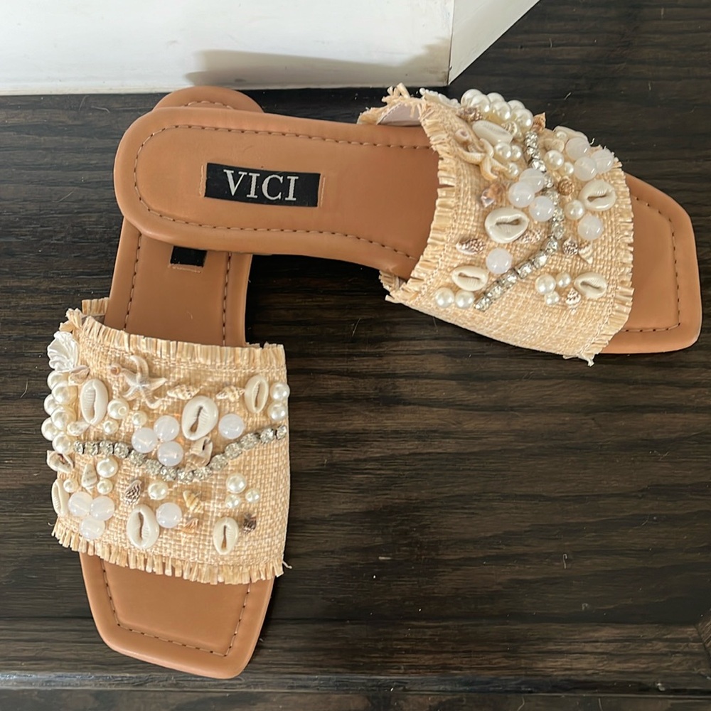 Embellished slides